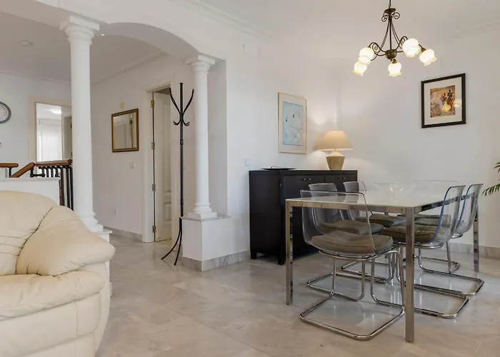 Duplex In Puerto Banus By Costarentals - Ref M40 Appartamento