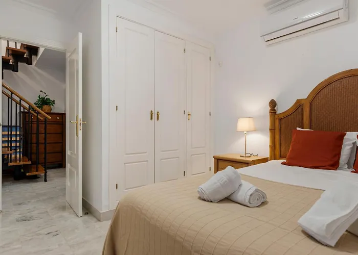 Appartamento Duplex In Puerto Banus By Costarentals - Ref M40